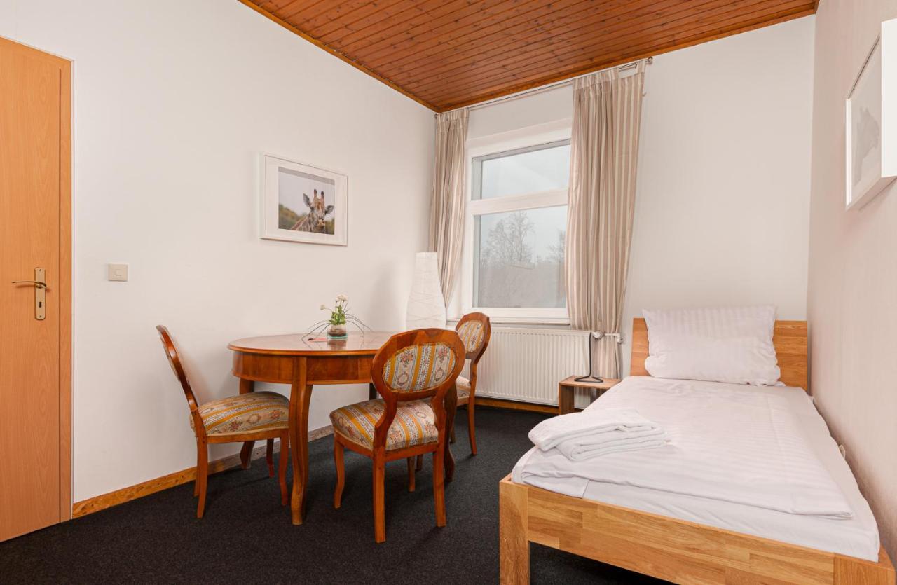 Hotel Rutherbach Essen Bagian luar foto